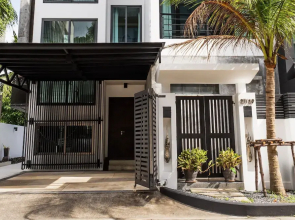 Attractive SeaView 4br Private PoolVilla