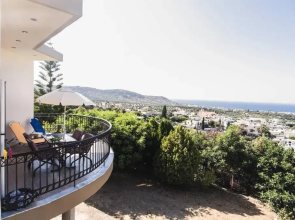 House with Panoramic Sea View and Beautiful Garden