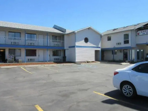 Silver Lake Motel