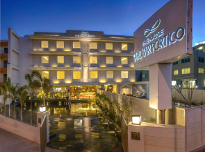 Deventure Sarovar Portico Kapashera