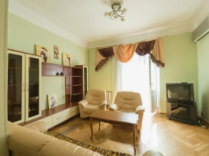 Prorizna Studio Kiev Apartment