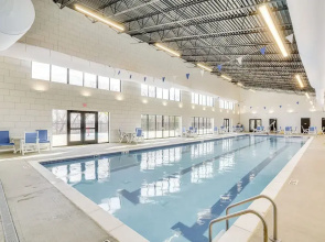 Waterfront Condo w/ Pool on Lake of the Ozarks