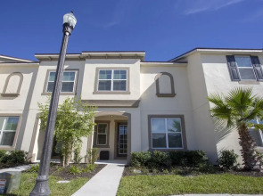 1596 Solara Resort 61820/62201