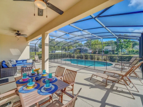 Short Walk From Clubhouse! Wonderful Pool Villa