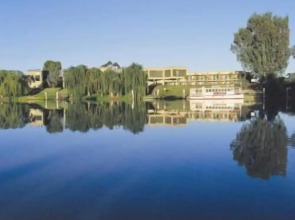 Wentworth Grande Resort