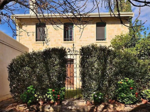 Mallyons Executive Villas