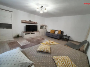 MIA Central, Large Apart, 3 rooms, 2 baths, AFI Mall