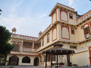 Mahal Rajwada Resort