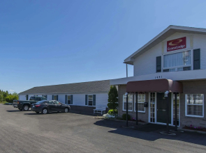 Econo Lodge & Suites Saint John