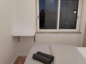 Lisbon South Bay Rooms #1