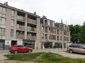 Apartament Ceglany - centrum, prywatne miejsce parkingowe