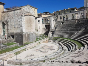 Summer Sale! Lovely 3-bed Apartment in Spoleto