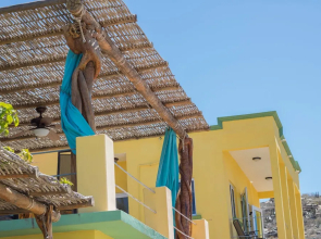 Casa Flores Casitas