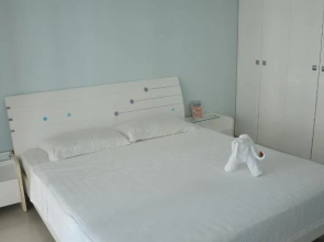 Sanya Lanhaiaige Holiday Inn