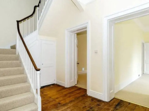 The Modern Duke’s Retreat - Stunning 6BDR Manor Guest House