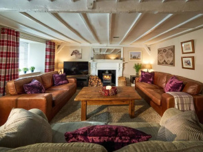 Thornhill Lodge, Luxury 4 Bed, 4 Ensuite+