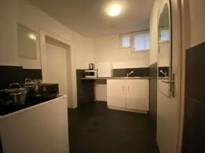 Central Studio 8