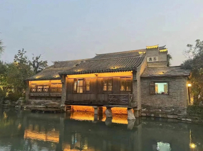 Homeinn Selected Hotel (Jinan Zhangqiu Railway Station Mingshui Ancient Town)