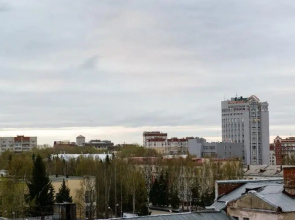 Космос на Коммунистической
