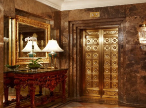 The Michelangelo Hotel