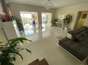 Diamond Villa 5 Star - NICE