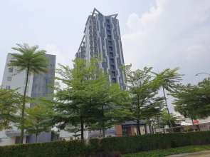 Comfortable Studio at Monroe Tower Apartment