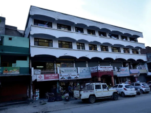 Hotel Silver Face by OYO Rooms