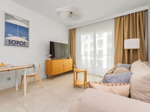 Letnicka Offline by Grand Apartments