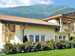 Apartment in Schlanders With Garden