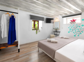Lindos Citrin Suites