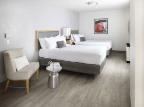 Hotel Saint Clair- Magnificent Mile