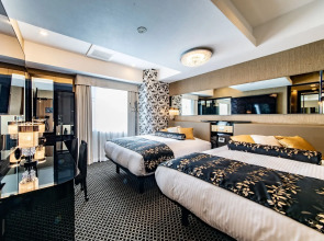 Apa Hotel ＆ Resort Midosuji Hommachi Eki Tower