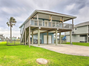Sea Isle Retreat: Restaurant, Bar & Marina On-site