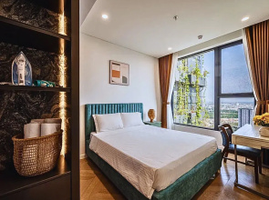 The Lumiere Luxury Citypoint ANGIA