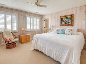 Beachfront Home With A Beautiful View 6 Bedroom Home by Peace Vacations