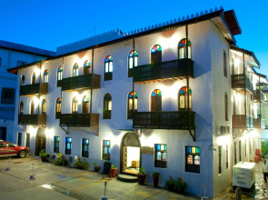 Forodhani Park Hotel