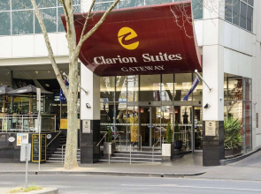 Clarion Suites Gateway
