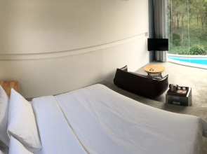 Nomad Resort - Adult Only