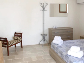Studio in Alessano, With Wonderful City View, Furnished Garden and Wif