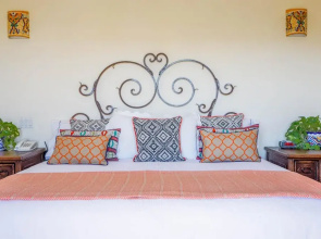 5BED Country Club 2 Bedroom Apartment By Senstay