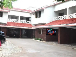 Ripe's Residency