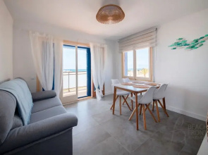 R154 - Apartamento Frente AL MAR EN Coma-ruga 3