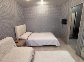 Апартаменты Аврора на проспекте Шахтёров, д. 60