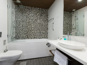 Home Hotel Katajanokka – Dinner included