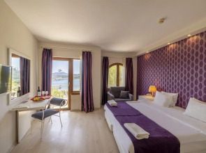 Riva Bodrum Resort - All Inclusive - Adult Only