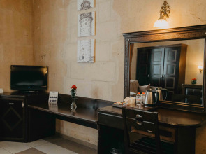 Royal Stone Houses - Goreme