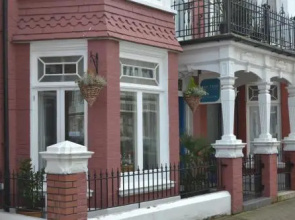 Bay Tree Guest House