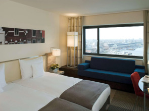 Mövenpick Hotel Amsterdam City Centre