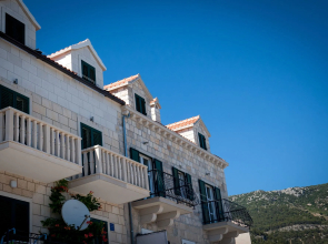 Luxury Seaside Apartments