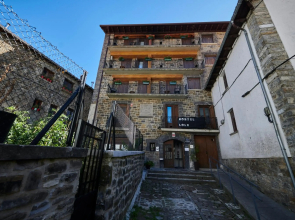 Hostal Lola